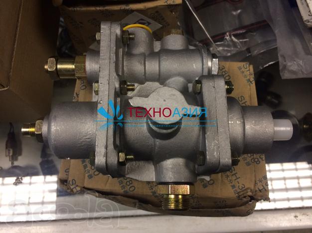 Регулятор давления воздуха погрузчика воздушный клапан CHANGLIN - ZLM50E-5, ZL50Н,956